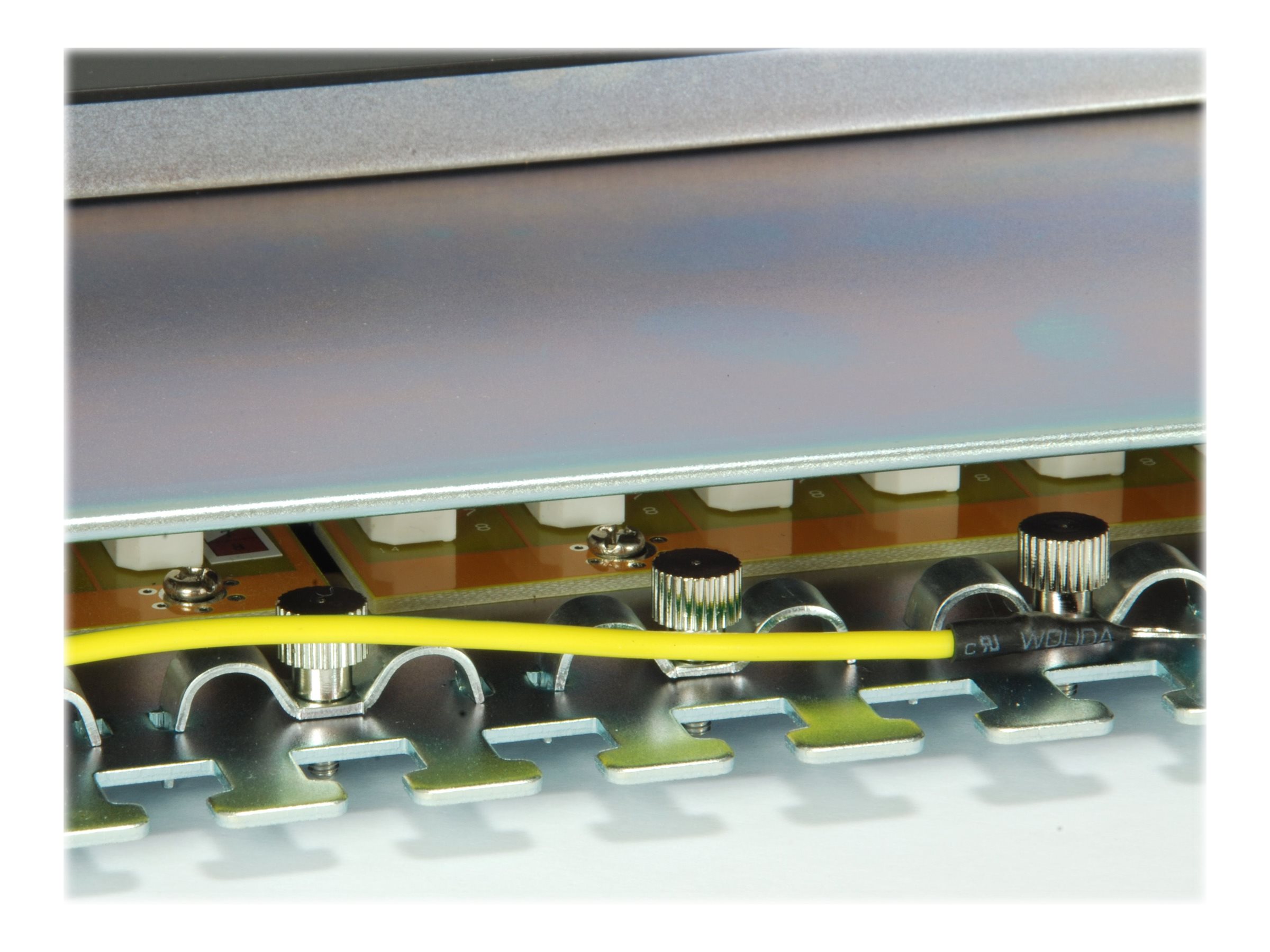 326625 4015867207642 Equip Pro - Patch Panel - CAT  Etree Shop Deutschland online 3